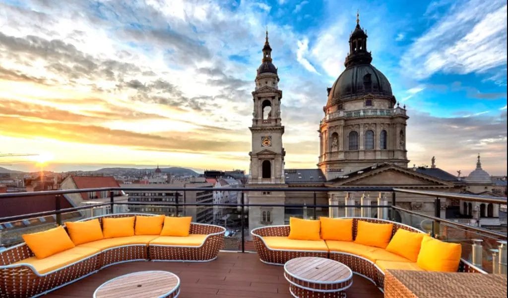 High Note Skybar randihelyszín