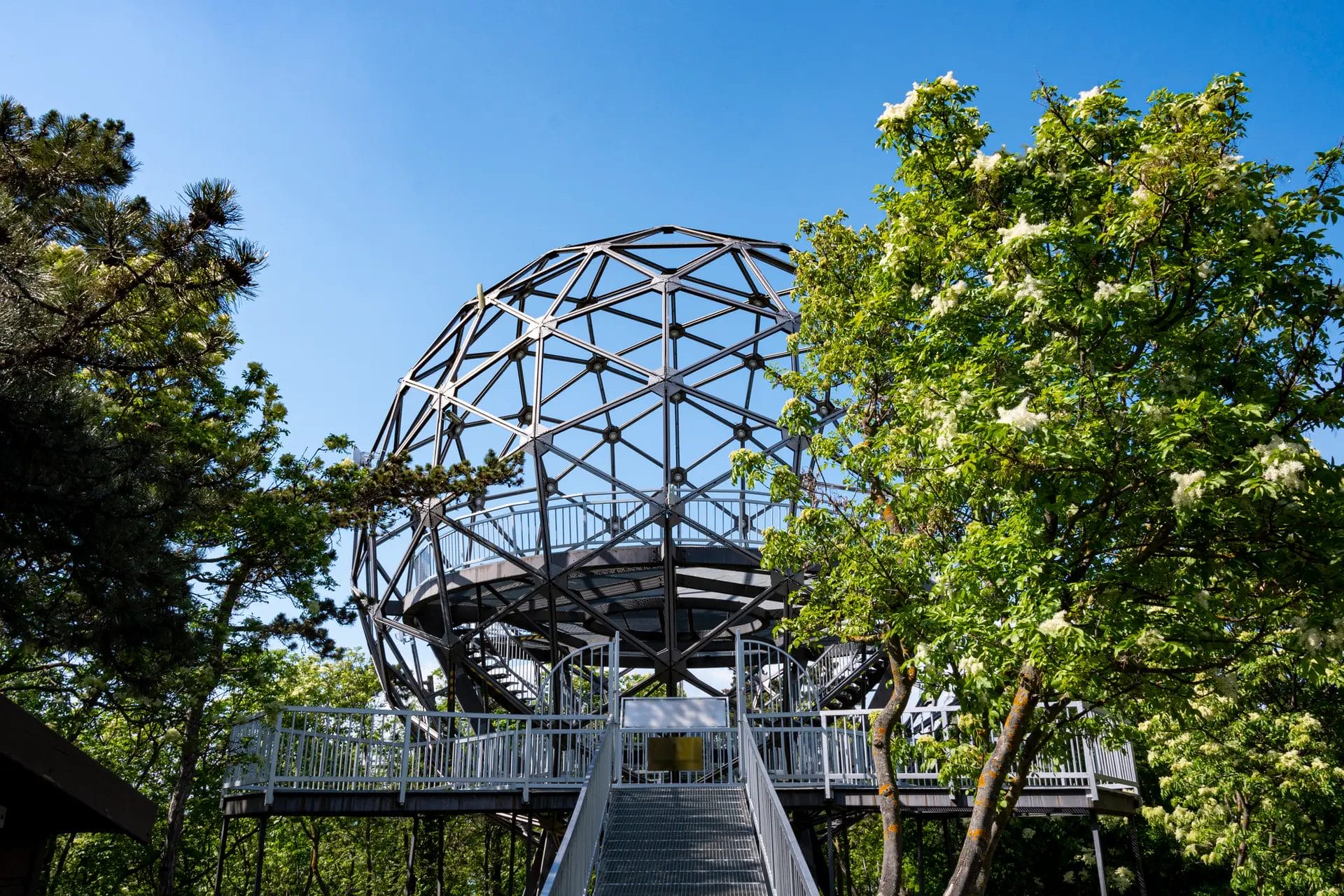 Balatonboglár Gömbkilátó