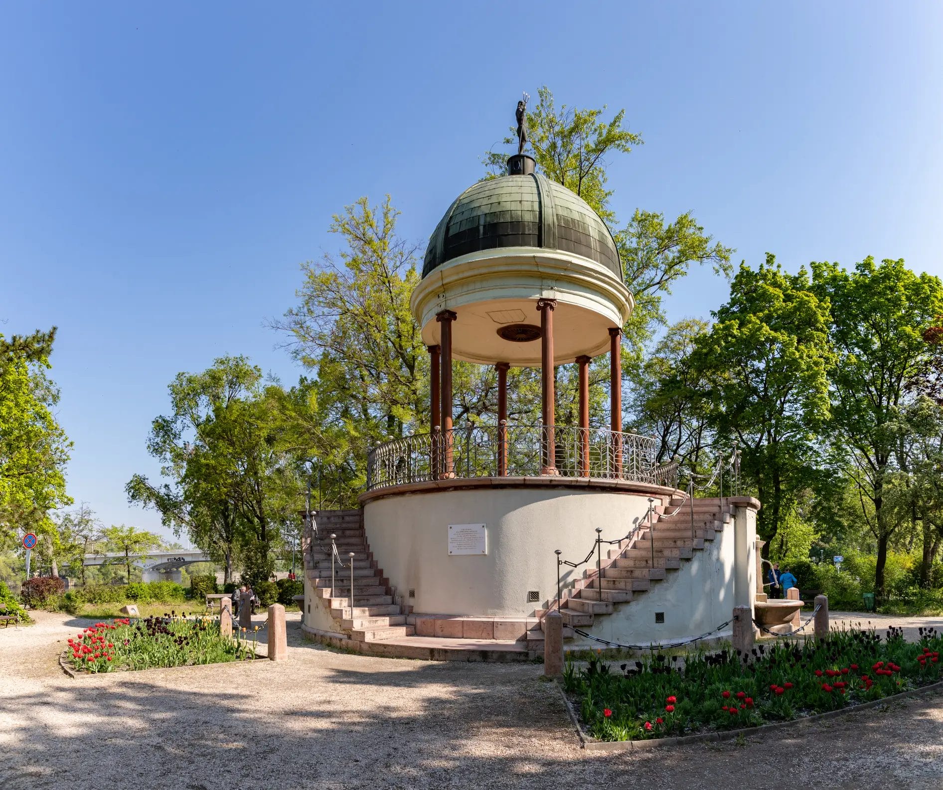 10 kihagyhatatlan látnivaló a Margitszigeten Zenélő kút (Margit-sziget)